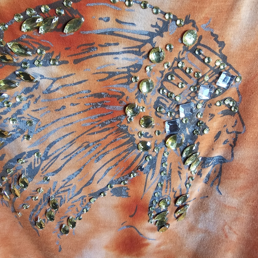 Double D Rhinestone top. Sz Small